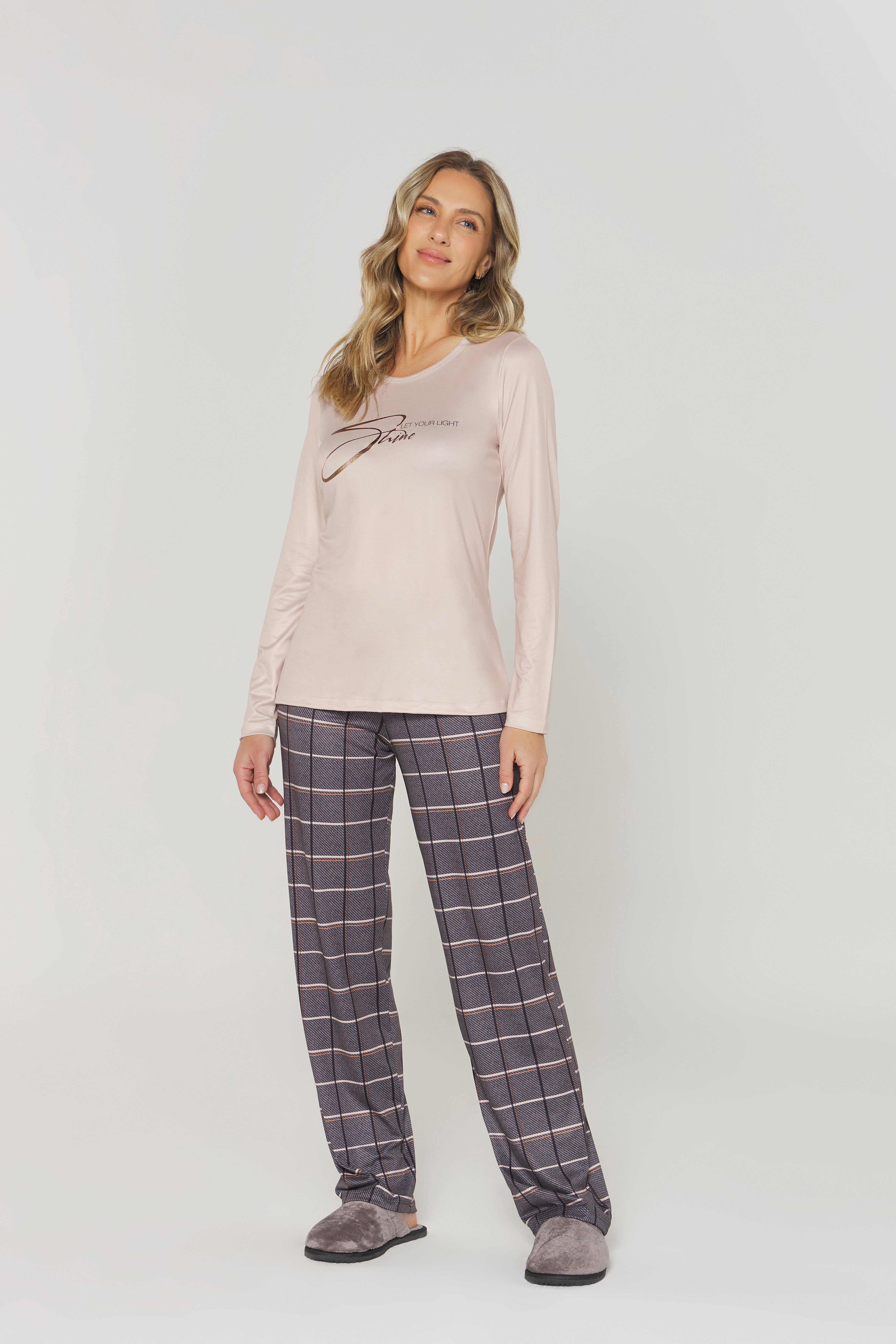 Pijama Manga Longa com Calça Xadrez Peach Touch – Danka® 01.2.0389