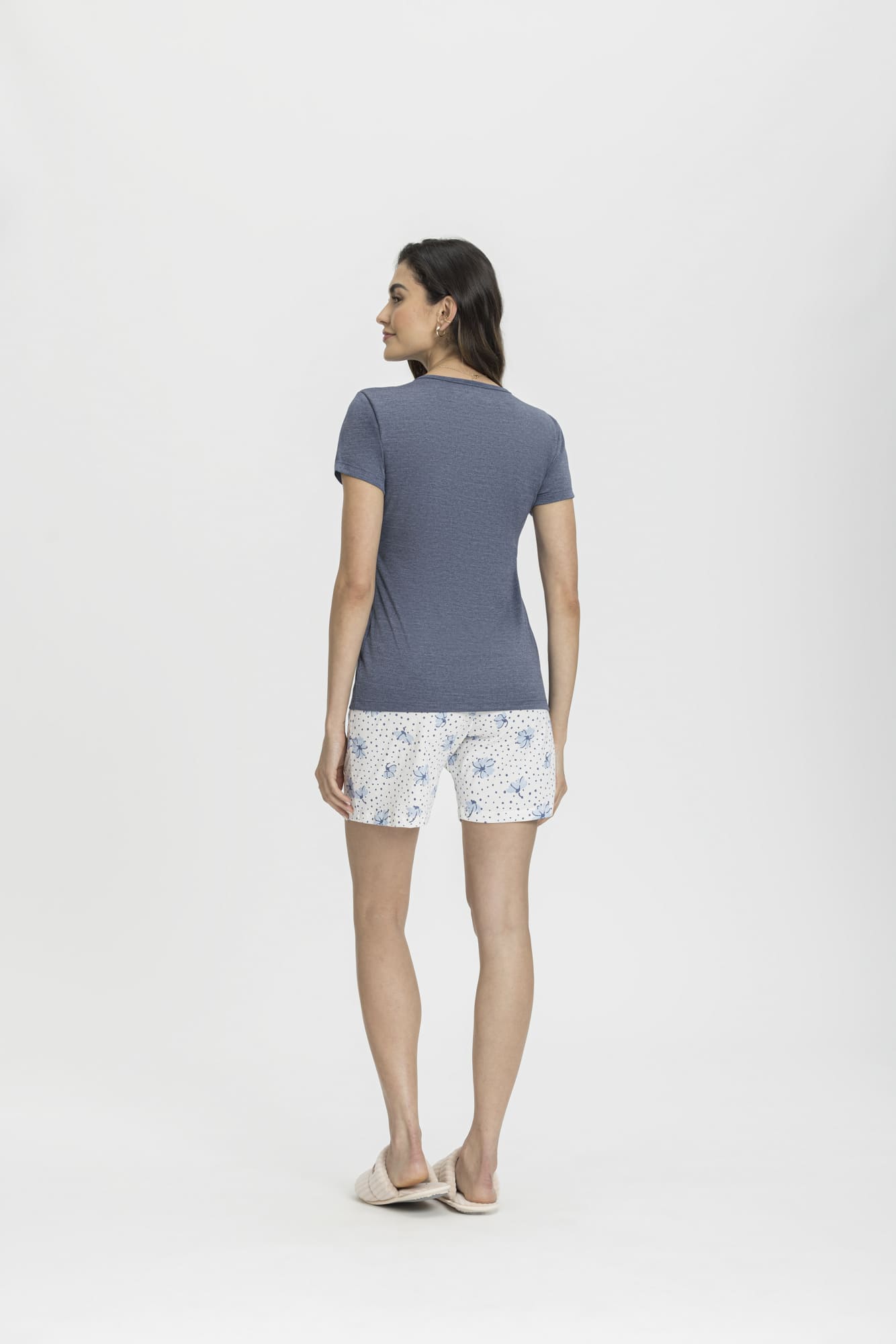 Pijama Meia Manga com Bermuda Flores do Campo – Mensageira da Paz