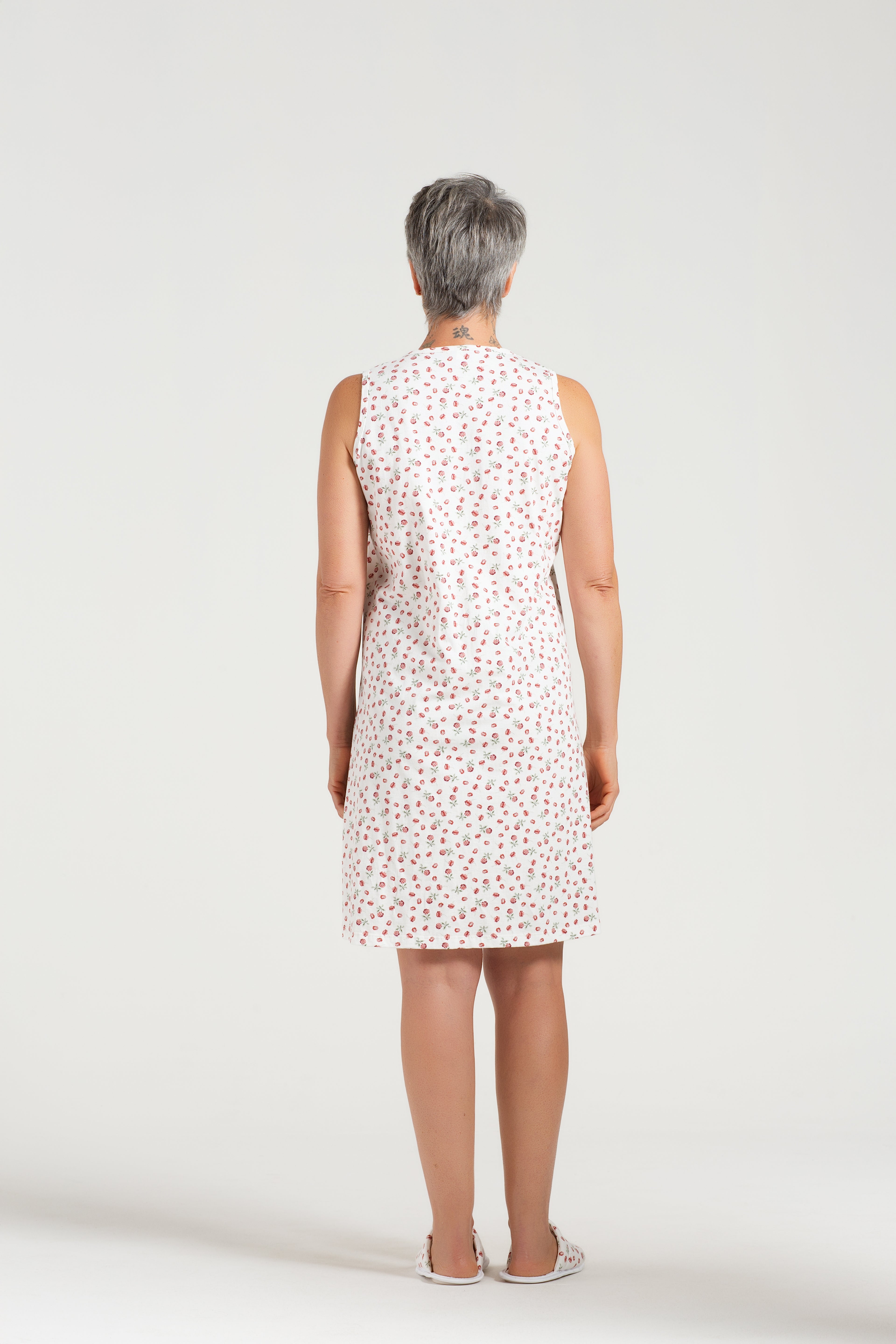 Camisola Regata com Abertura Frontal em Malha Rotativa Floral Delicada – Pzama® 050331