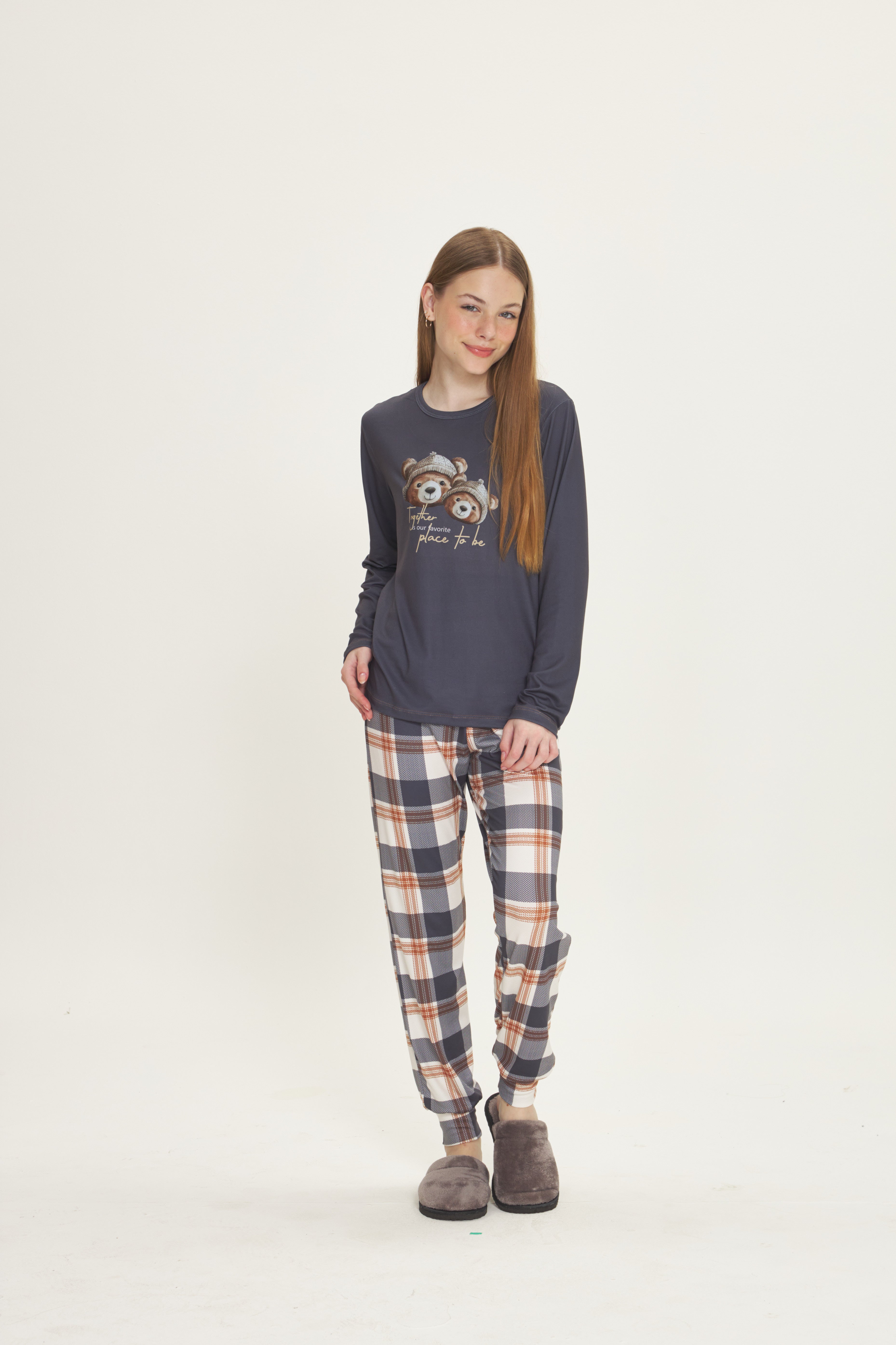 Pijama Infantil Feminino Manga Longa com Calça Peach Touch Peluciada Estampa Ursinhos e Xadrez Chumbo – Danka® 01.2.0530