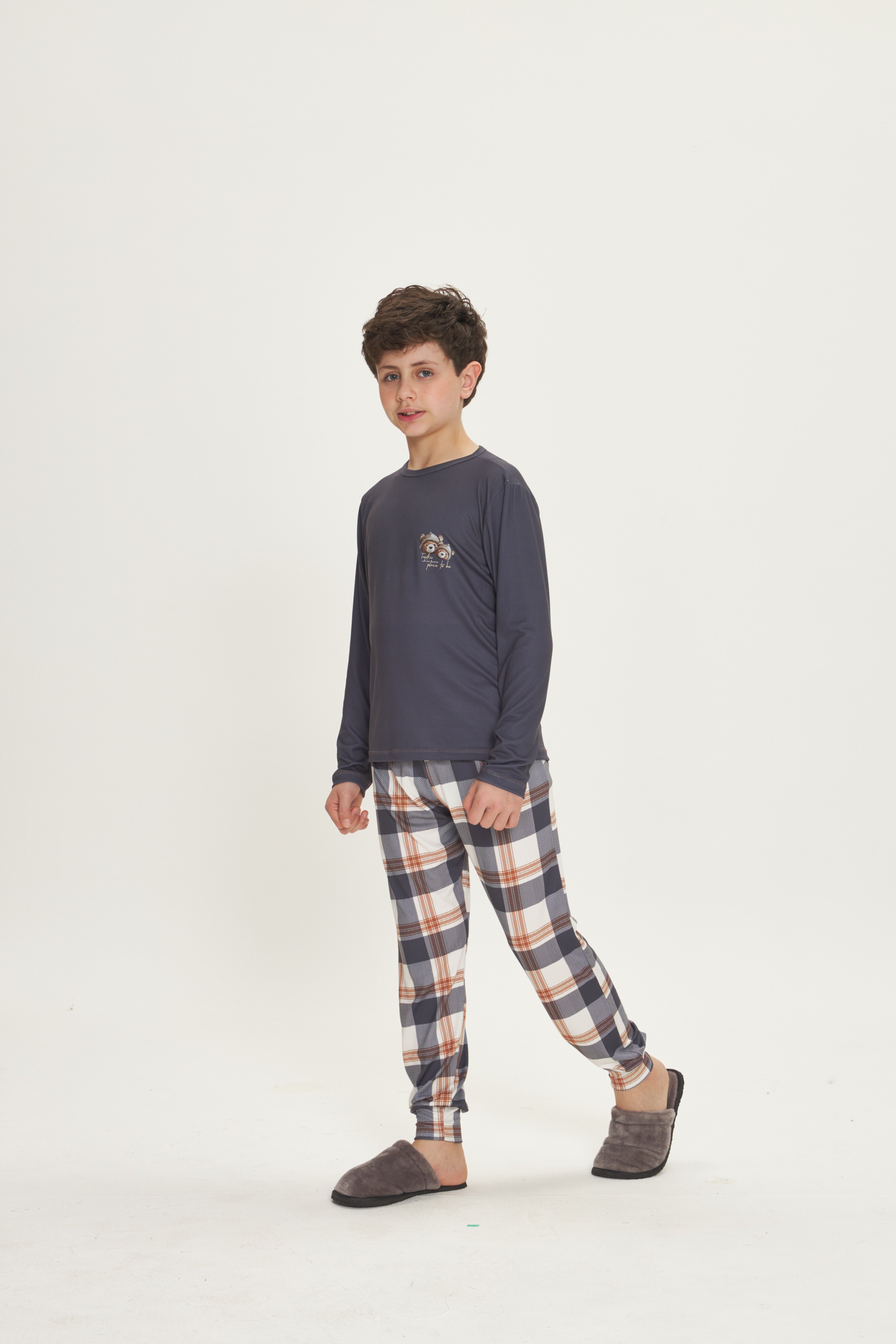 Pijama Infantil Masculino Manga Longa com Calça Peach Touch Peluciada Ursinhos e Xadrez Chumbo – Danka® 01.2.0532/33