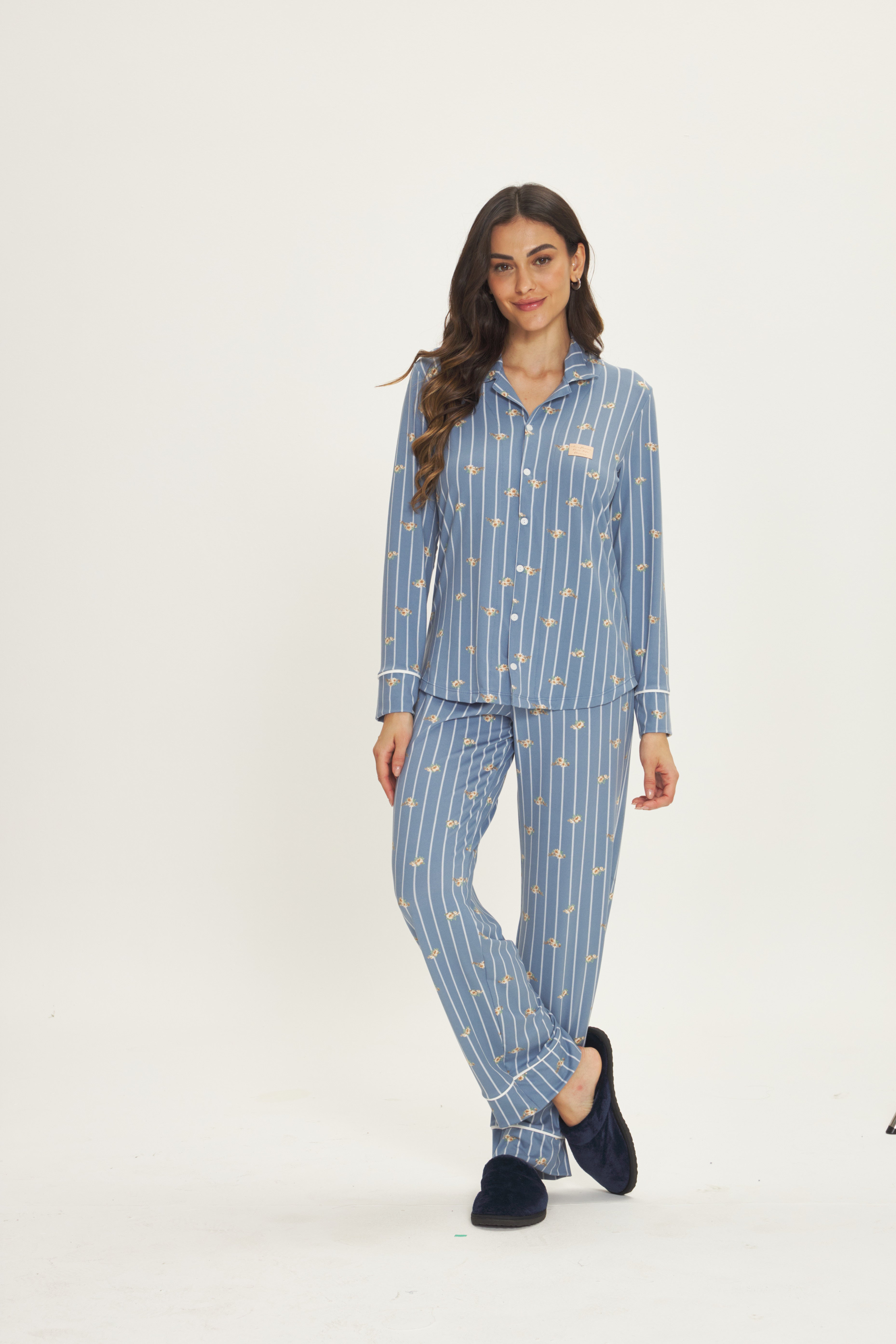 Pijama Jovial Americano Manga Longa com Calça Peach Touch Estampa Floral e Listras Azul – Danka® 01.2.0577
