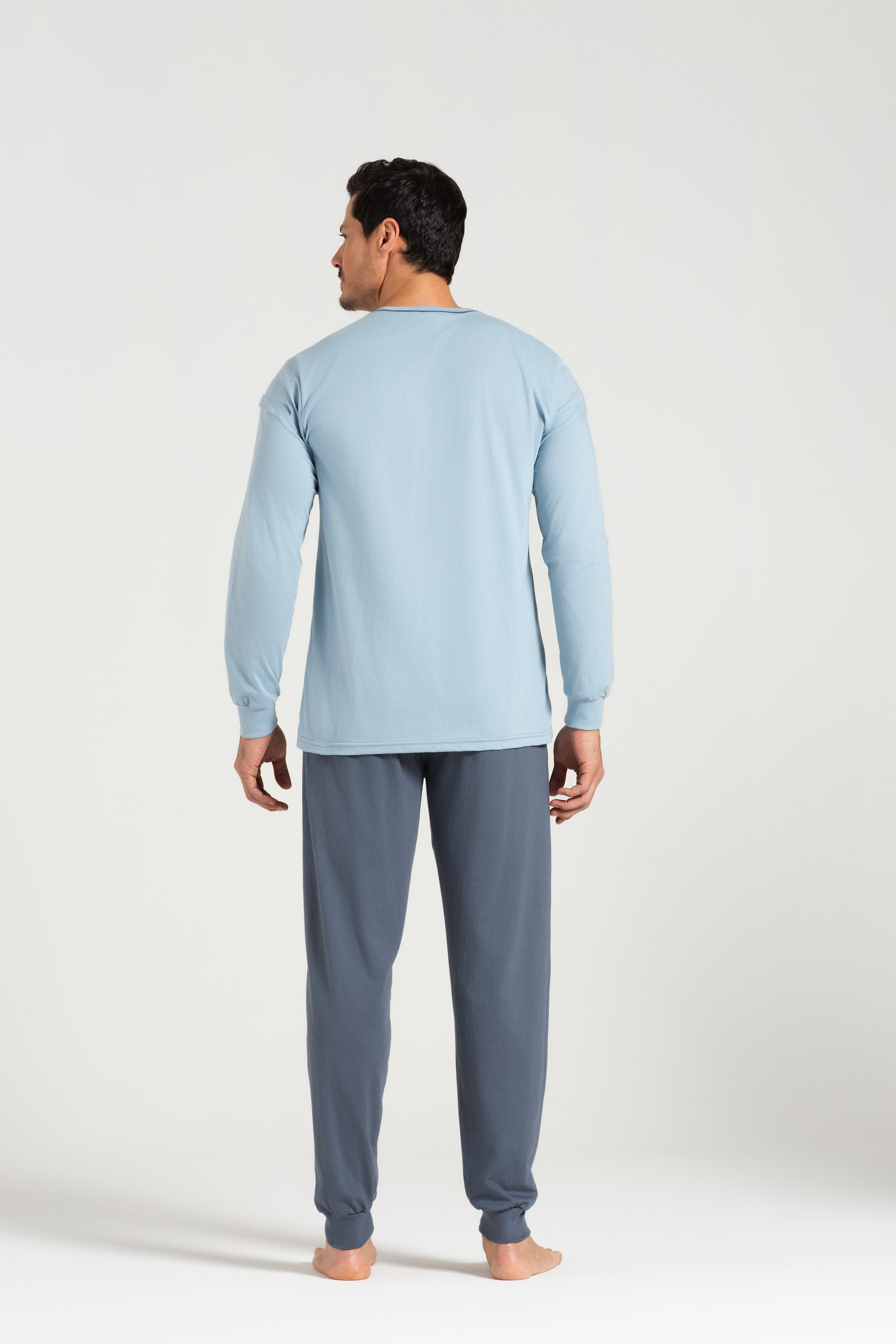 Pijama Masculino Manga Longa com Calça em Meia Malha Liso – Pzama® 6010.261
