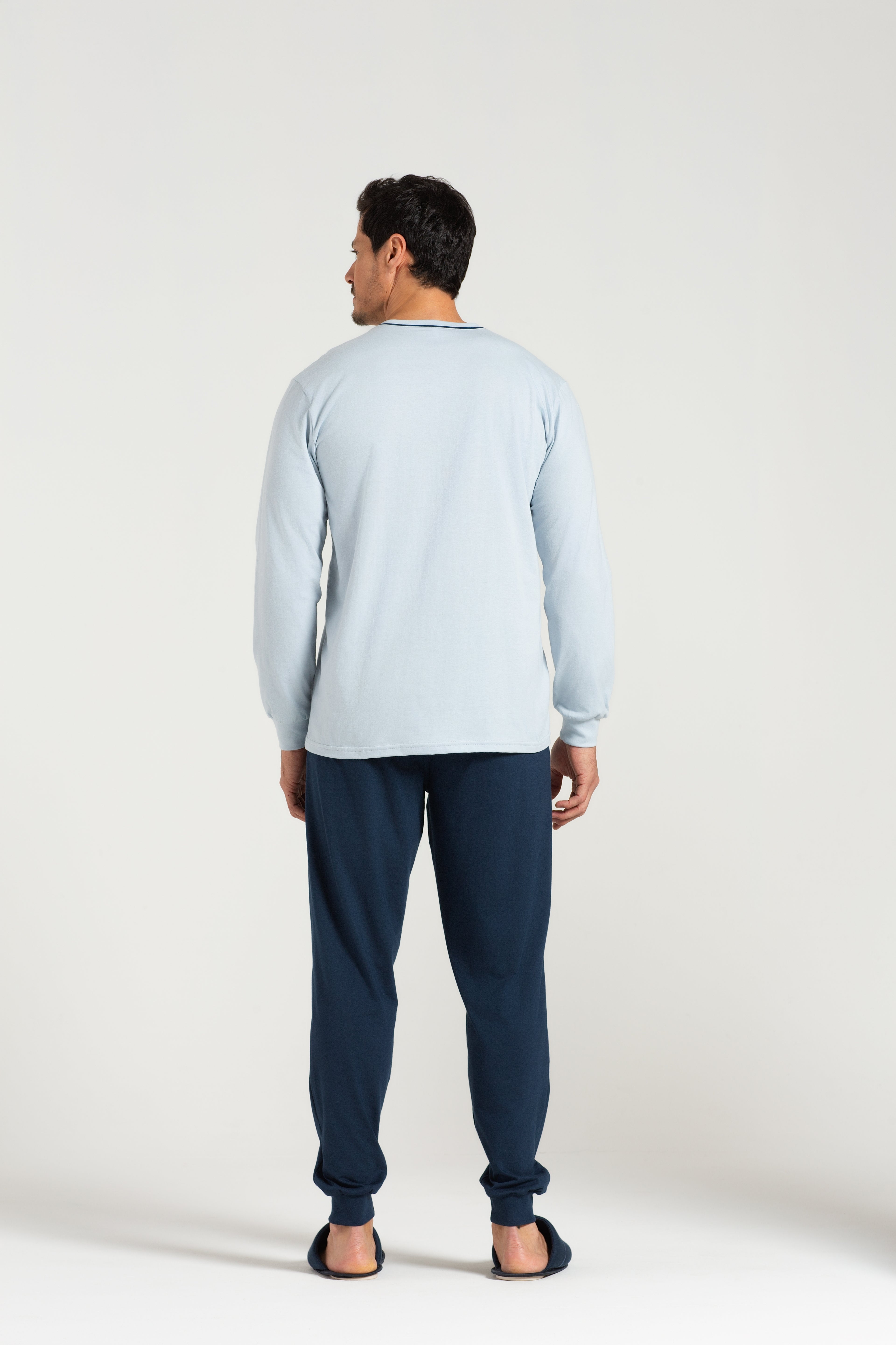 Pijama Masculino Manga Longa com Calça em Meia Malha Liso – Pzama® 6010.261